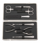 Coffret manicure en cuir 8 pieces - Noir