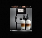 Robot cafe Jura GIGA 5