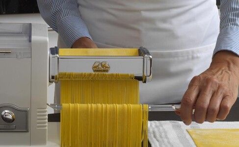 Pasta machine électrique