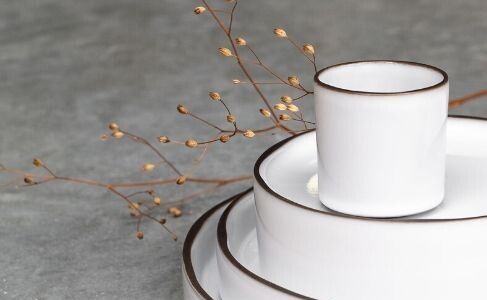 Porcelaine de table Caractère