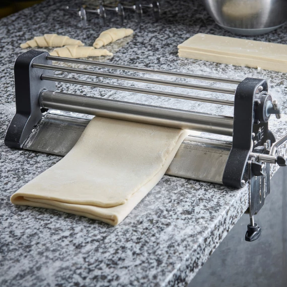 Le laminoir à pâtes De Buyer