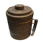 Boite a glacons en rotin avec pince