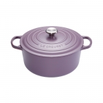 Cocotte Signature en fonte emaillee ronde 28 cm violet Ametist