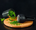 Douche a herbes fraiches avec couteau