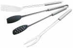 Set a barbecue comprenant fourchette, spatule et pince en coffret