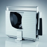 Trancheuse electrique pliable a lame crantee