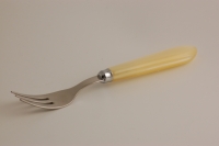 Fourchette a gateau Omega nacre naturel