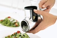 Moulin a fromage fourni avec un tambour fin