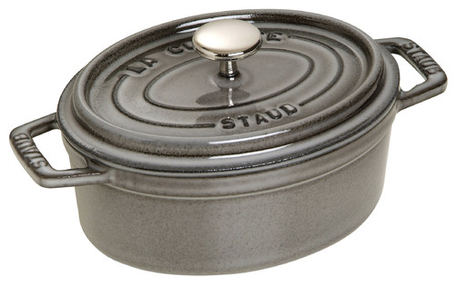 Cocotte en fonte ovale gris graphite 15 cm avec couvercle à bouton laiton