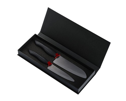 Coffret cadeau (Grand Santoku et couteau d\'office) SHIN lame noire manche noir