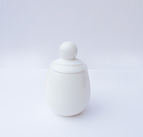 Coquetier en porcelaine Aggcoddler S tout blanc Malin