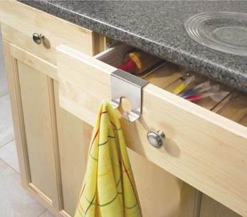 Double crochet pour tiroir ou porte