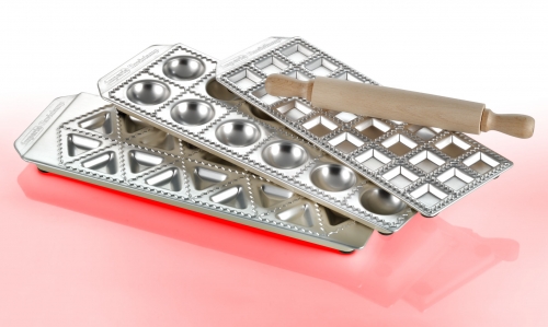 Set de 3 moules &agrave; ravioles (carr&eacute;es, ronds, triangulaires)