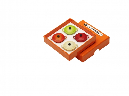 Set de 4 petits aimants 'Cocottes Le creuset'