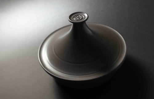 Tajine 31 cm en c&eacute;ramique compatible induction. Design Laurent Corio