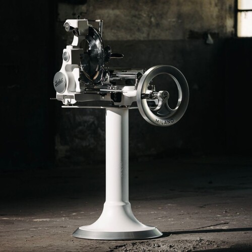 Trancheuse manuel à Volant B114X