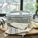 Cocotte en fonte ovale gris graphite 37 cm avec couvercle à bouton laiton