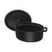Cocotte en fonte ovale noire 23 cm avec couvercle à bouton laiton
