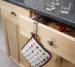 Crochet pour tiroir ou porte