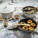 Set de trois pièces en fonte classique Truffe blanche : Poêle + sauteuse + cocotte