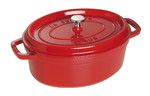 Cocotte en fonte Staub ovale rouge cerise 27 cm avec couvercle a bouton laiton