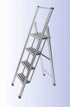 Escabeau pliable en aluminium 4 marches