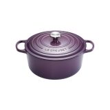 Cocotte Signature en fonte emaillee ronde 24 cm violet Cassis