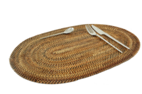 Set de table ovale en rotin de 46 x 31 cm