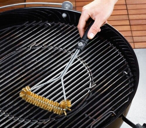 Brosse triangle BBQ