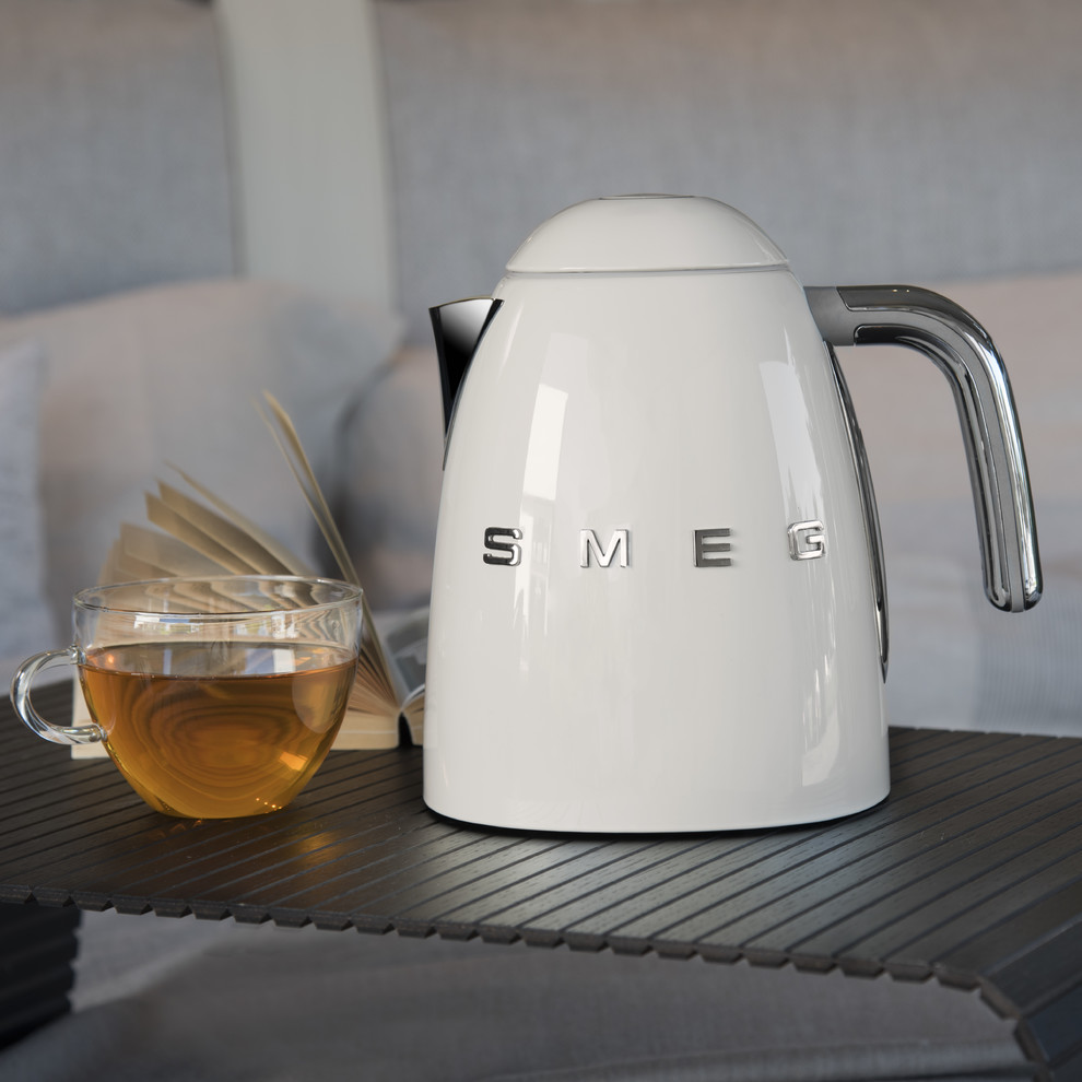 Bouilloire Rétro SMEG Années 50 - 1,7L, Couleur Crème, Inox - NEUVE D'origine (réf. B508001)