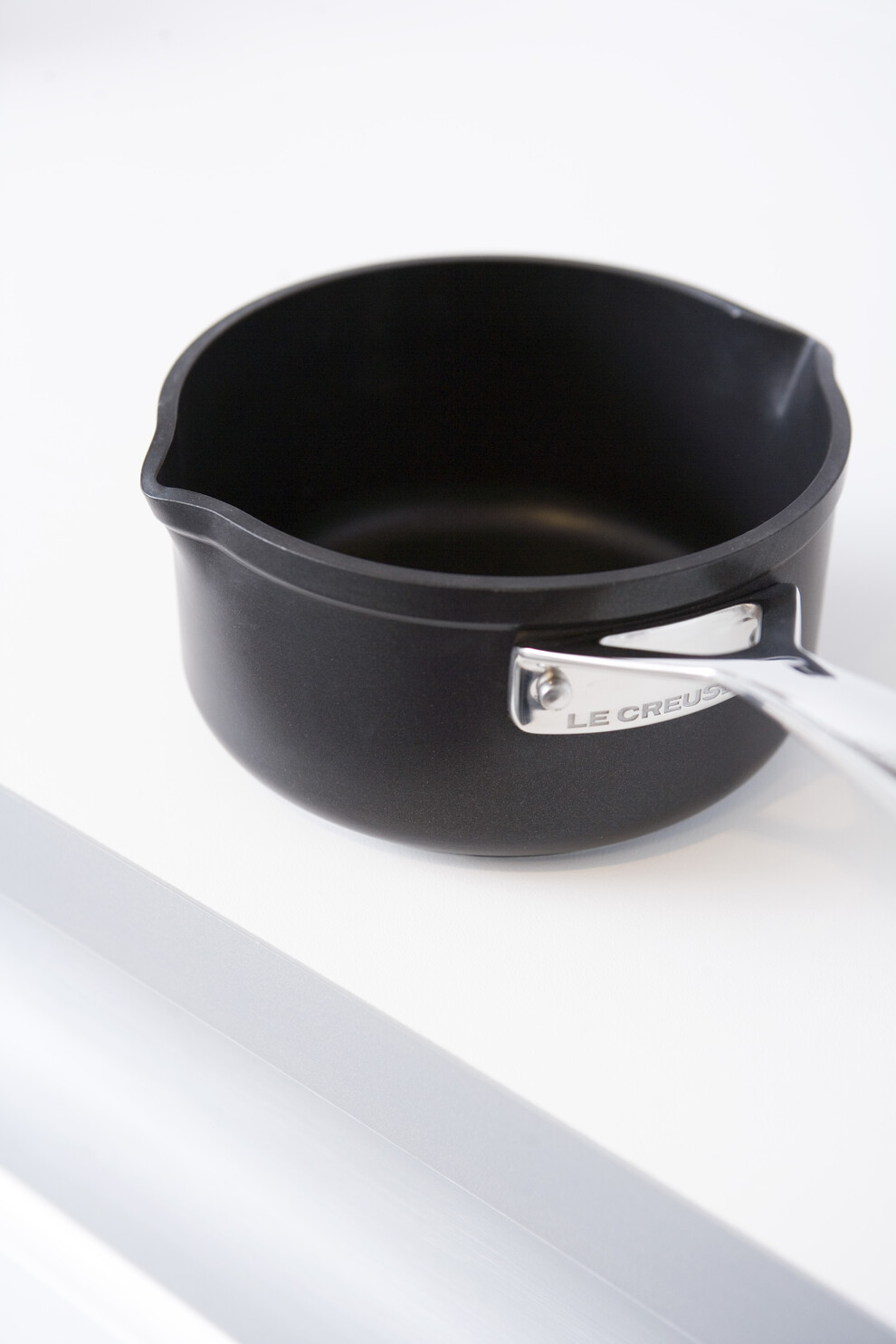 Casserole Vintage Le Creuset Orange 16cm - Manche Bois, Bec Verseur, Compatible Induction