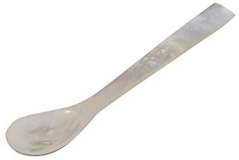 Cuillère à Œuf En Nacre Authentique – Longueur 12 Cm, Fabriquée à La Main, Élégance Intemporelle