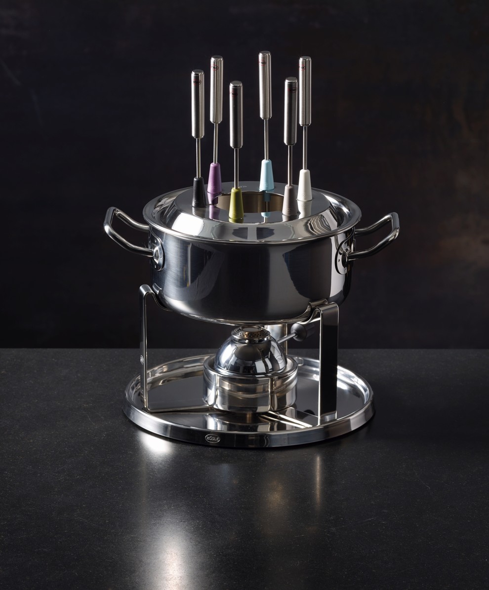 Promo Service à Fondue à Fromage Gris Kela chez Mathon